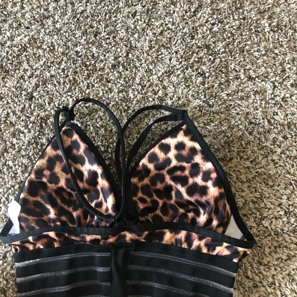 Cheetah Print Swim Top - Picture 2 of 3